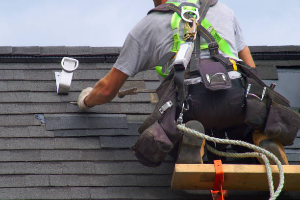 Best Storm Damage Roof Repair  in Cambridge, WI